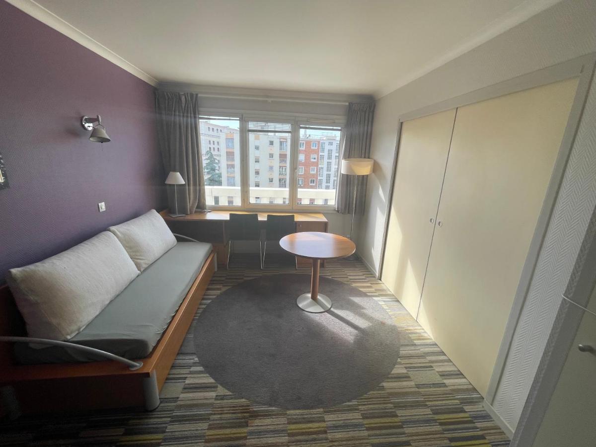 איסי-לה-מולינו Dream Dwell Paris - Paris Expo Porte Versailles Beautiful Apartment With Balcony מראה חיצוני תמונה